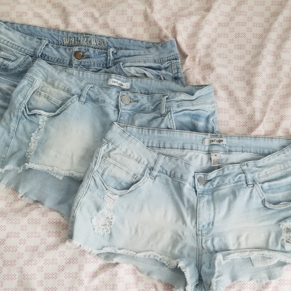 Bundle size 14 shorts
